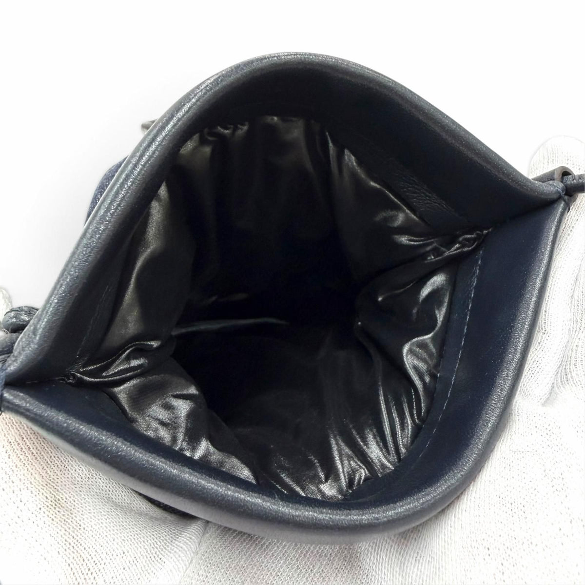 Moncler Puffy Phone Case Leather Logo Shoulder Bag Indigo — view 7