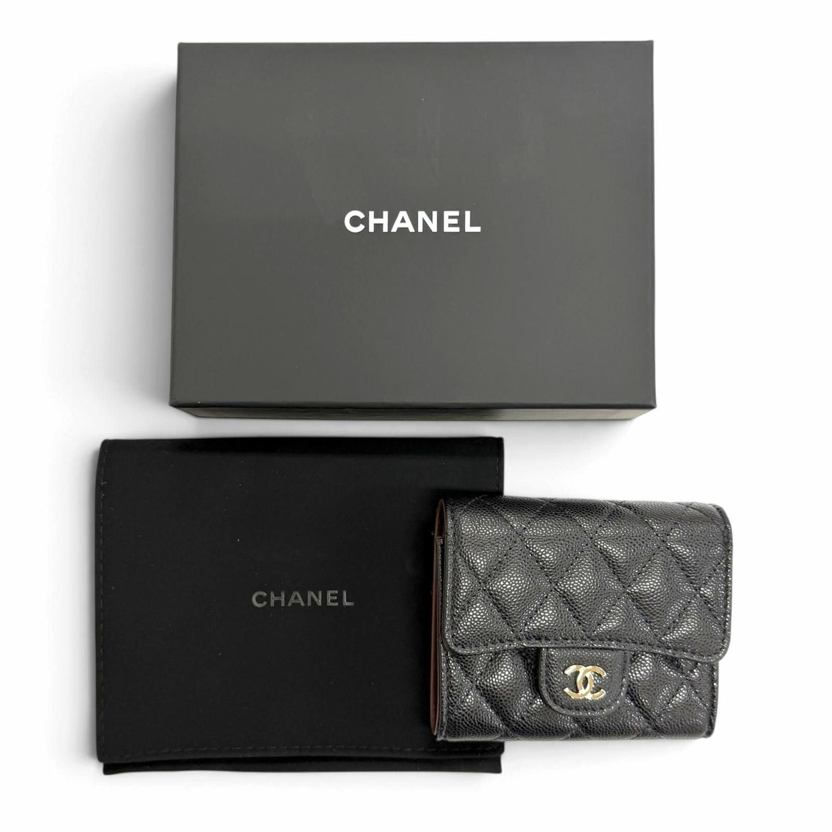Chanel Caviar Leather CC Logo Quilted Timeless Classic Line Flap Compact Wallet — view 2
