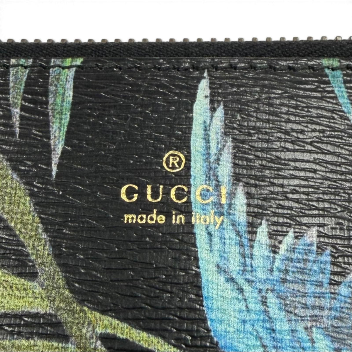 Gucci Leather Tropical Print Pouch Clutch Black — view 5