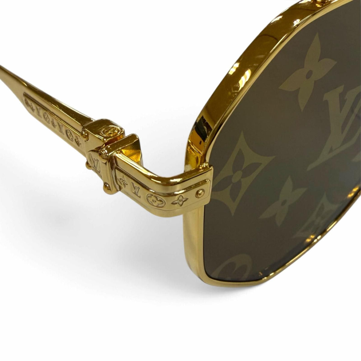 Louis Vuitton LV Flash Monogram Two Bridge Pilot Shape Sunglasses Eyewear — view 8