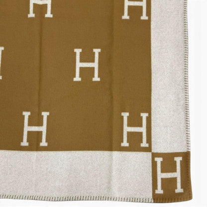 Hermes Plaid Avalon Wool Cashmere Ecru Camel Blanket — view 4