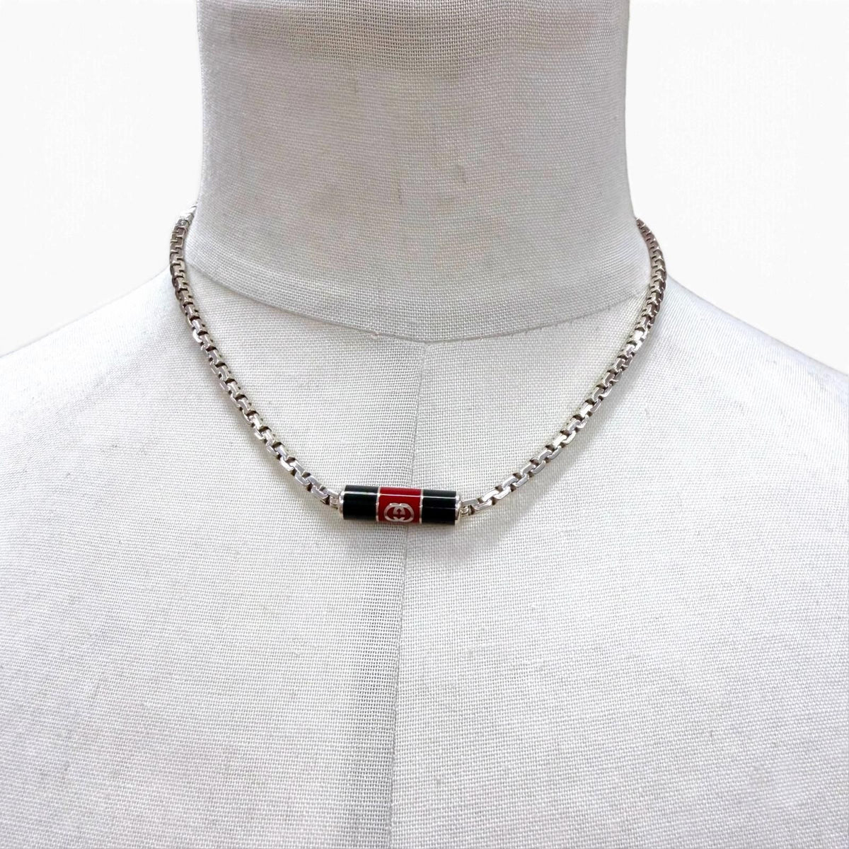 Gucci Web Line Sherry Stripe Detail Necklace — view 3