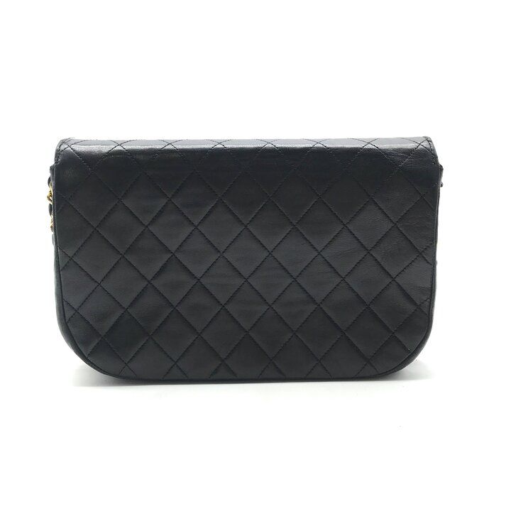 Chanel CC Logo Quilted Turnlock Leather Shoulder Bag Vintage Black — view 2