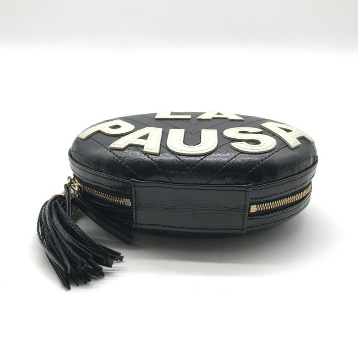 Chanel la Pausa CC Logo Fringe V-stitch Chain Shoulder Bag Leather Black — view 4