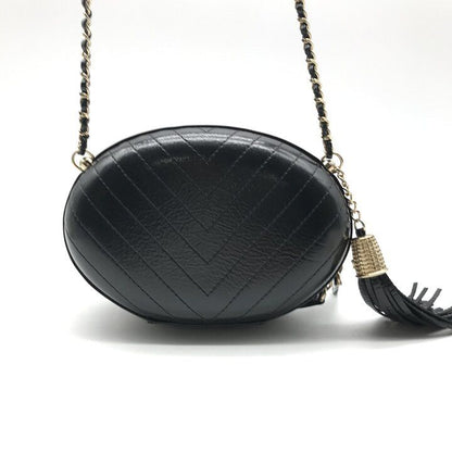 Chanel la Pausa CC Logo Fringe V-stitch Chain Shoulder Bag Leather Black — view 3