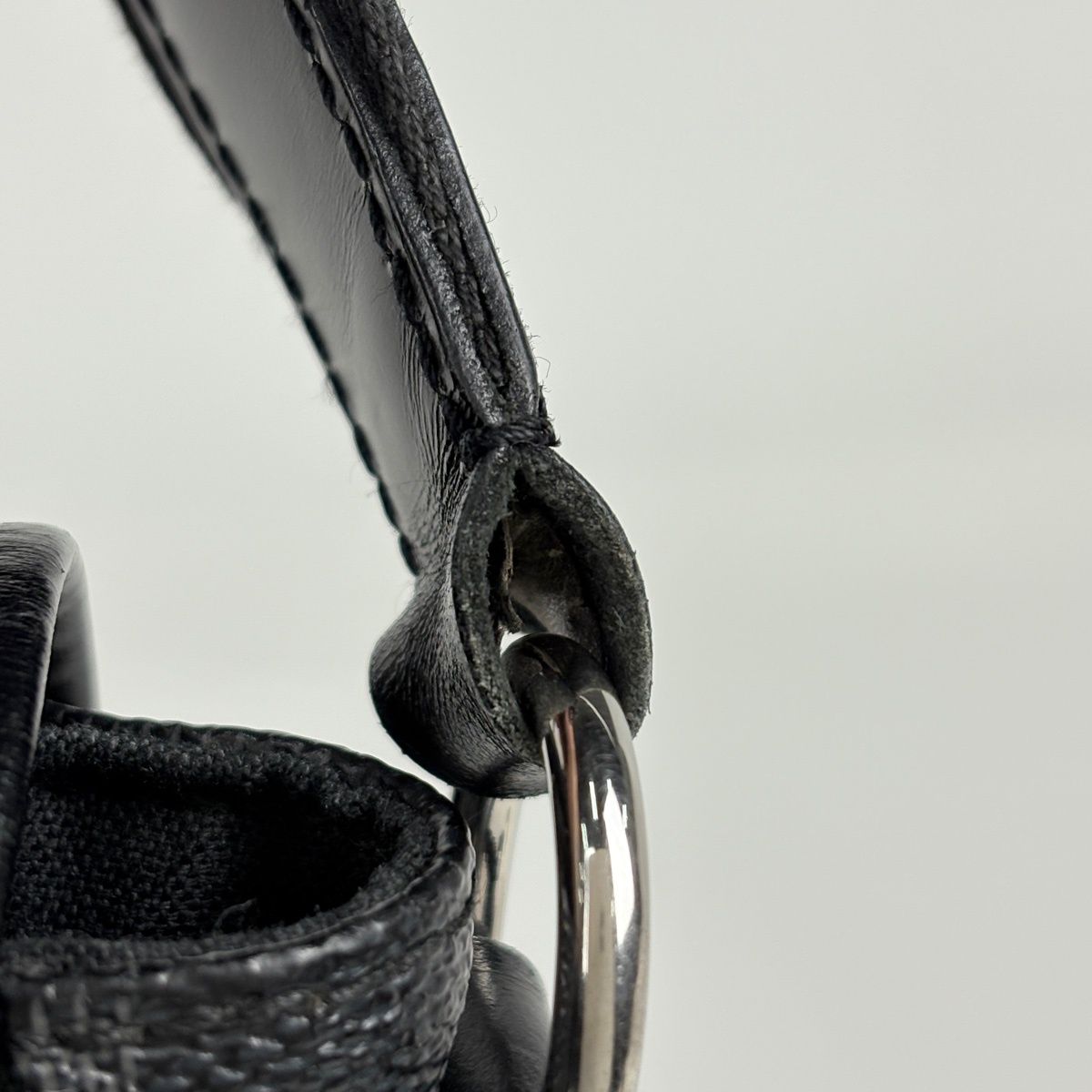 Louis Vuitton Daniel MM Messenger Bag Damier Graphite Black — view 5