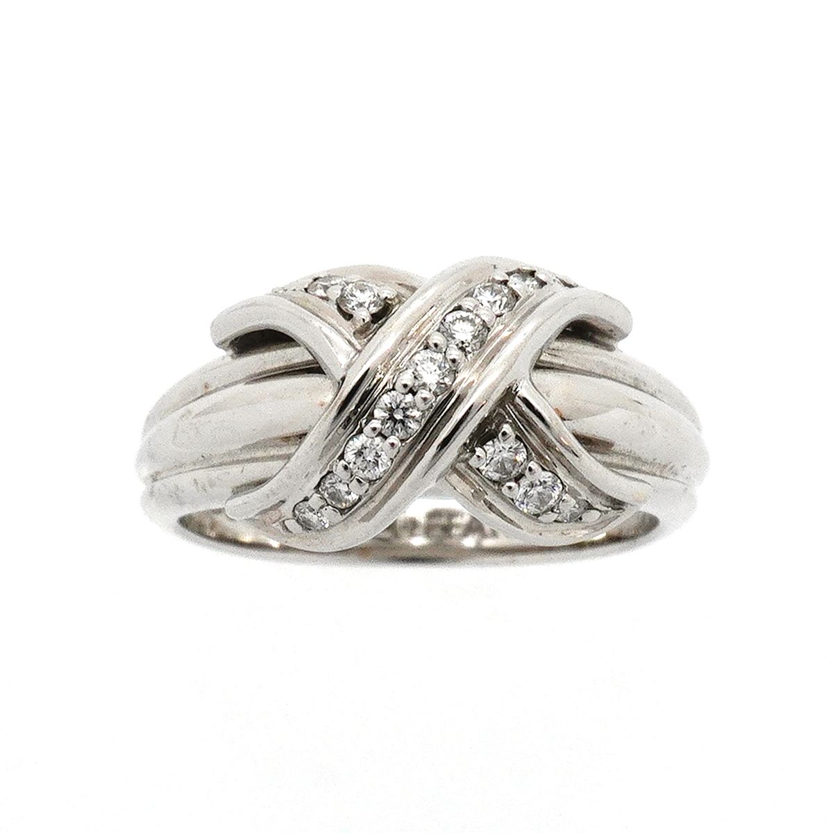 Tiffany & Co Ring Signature 18k White Gold Diamond — view 2