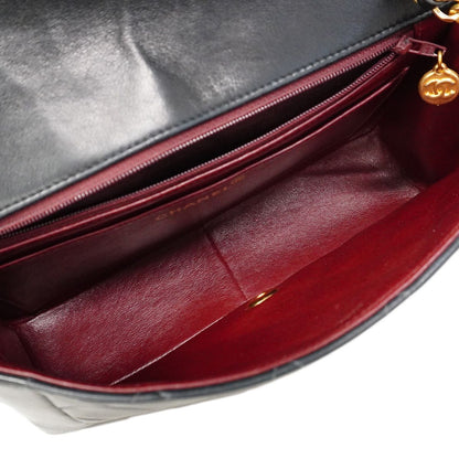 Chanel Shoulder Bag Diana Lambskin Black Gold — view 4