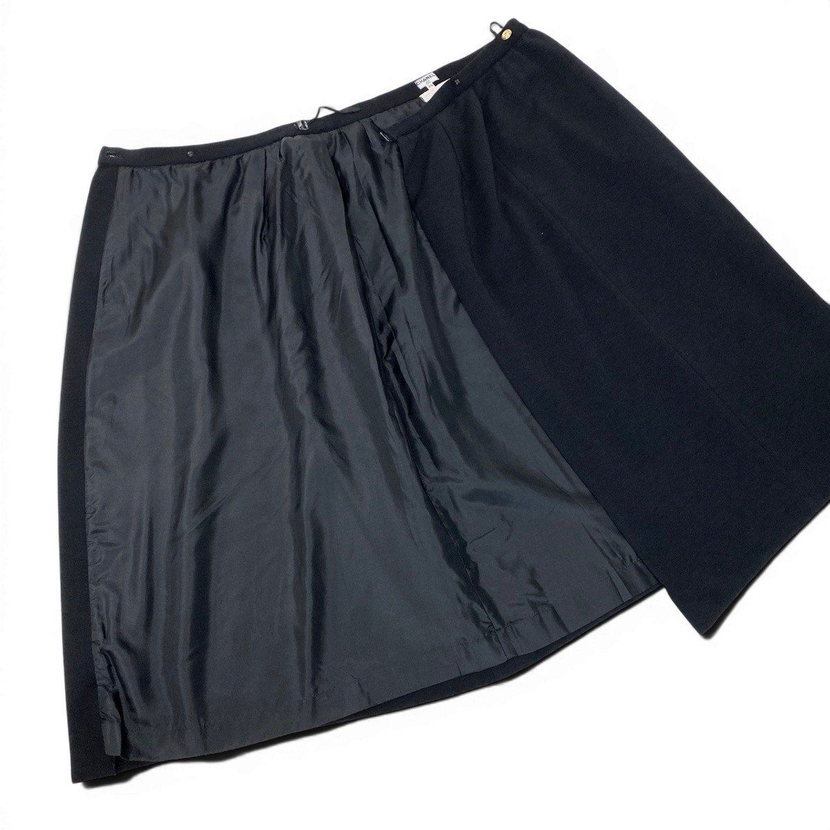 Chanel Wrap Skirt CC Logo Gold Button Black Wool 36 — view 4