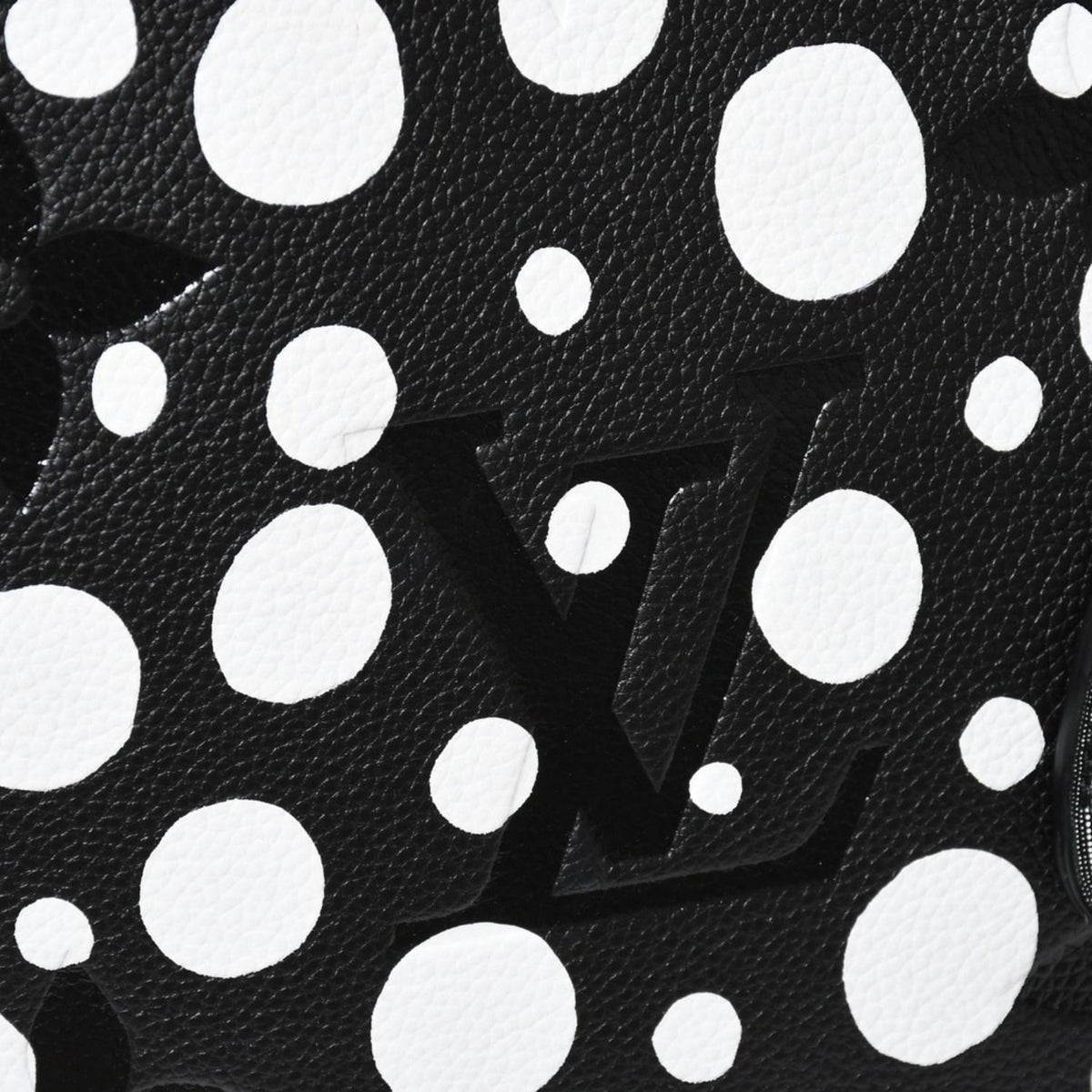 Louis Vuitton Tote Bag Yayoi Kusama Never MM Monogram Empreinte Infinity Dot — view 7