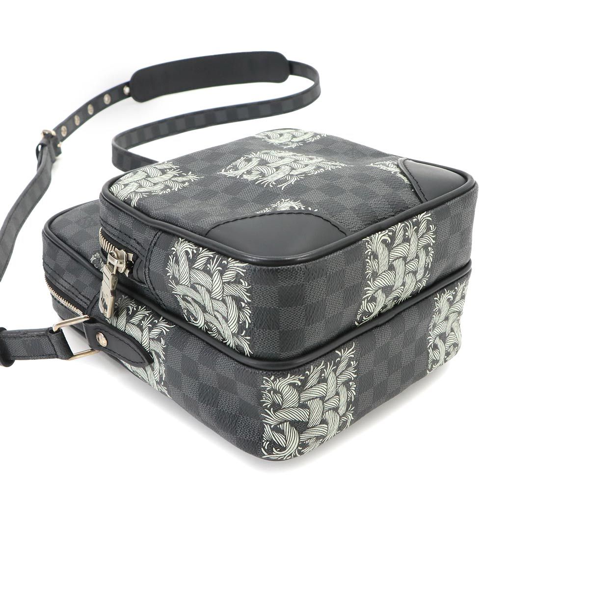 Louis Vuitton Damier Graphite Christopher Nemeth Amazon — view 4