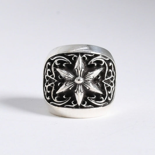 Chrome Hearts Classic Oval Star Sterling