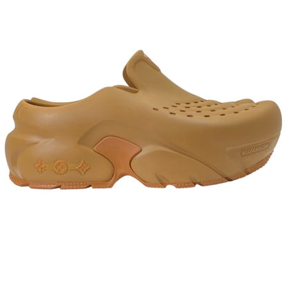 Louis Vuitton LV Shark Clog Sandals Slip-on Rubber Yellow Mustard — view 5
