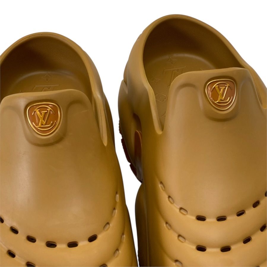 Louis Vuitton LV Shark Clog Sandals Slip-on Rubber Yellow Mustard — view 7