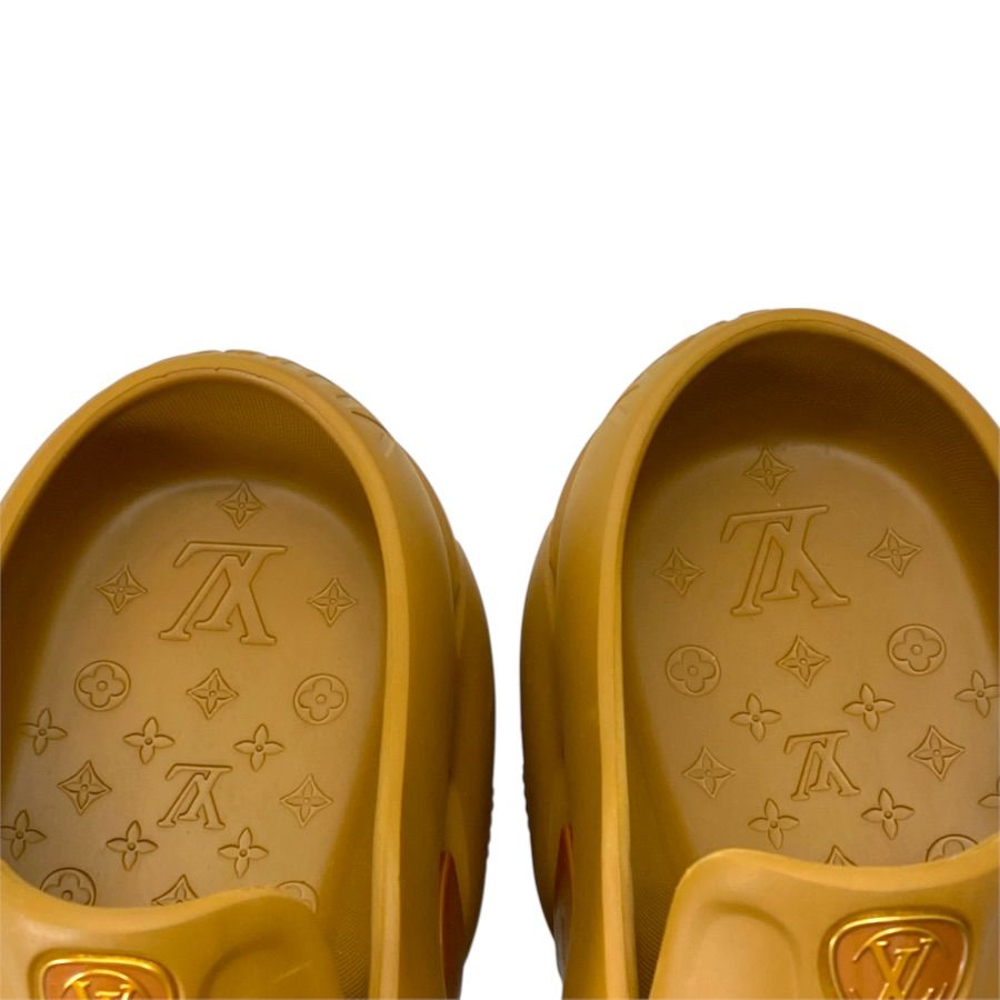 Louis Vuitton LV Shark Clog Sandals Slip-on Rubber Yellow Mustard — view 8