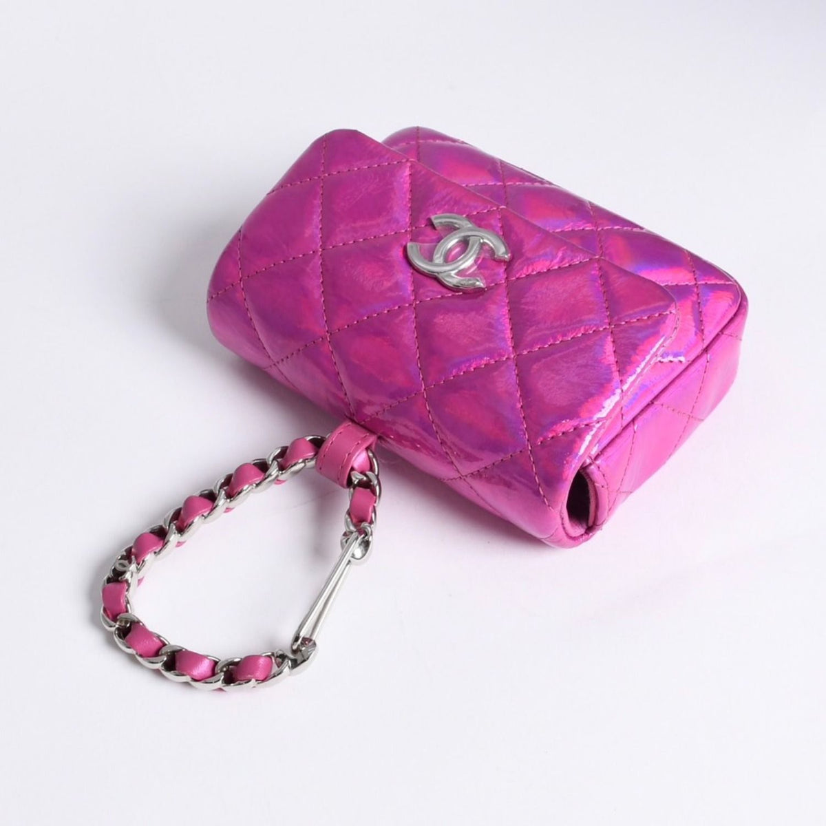 Chanel Bag Charm CC Logo Patent Leather Metallic Pink — view 8