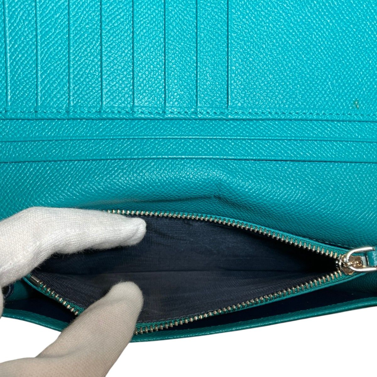Bvlgari Man Flap Wallet Bifold Leather — view 6