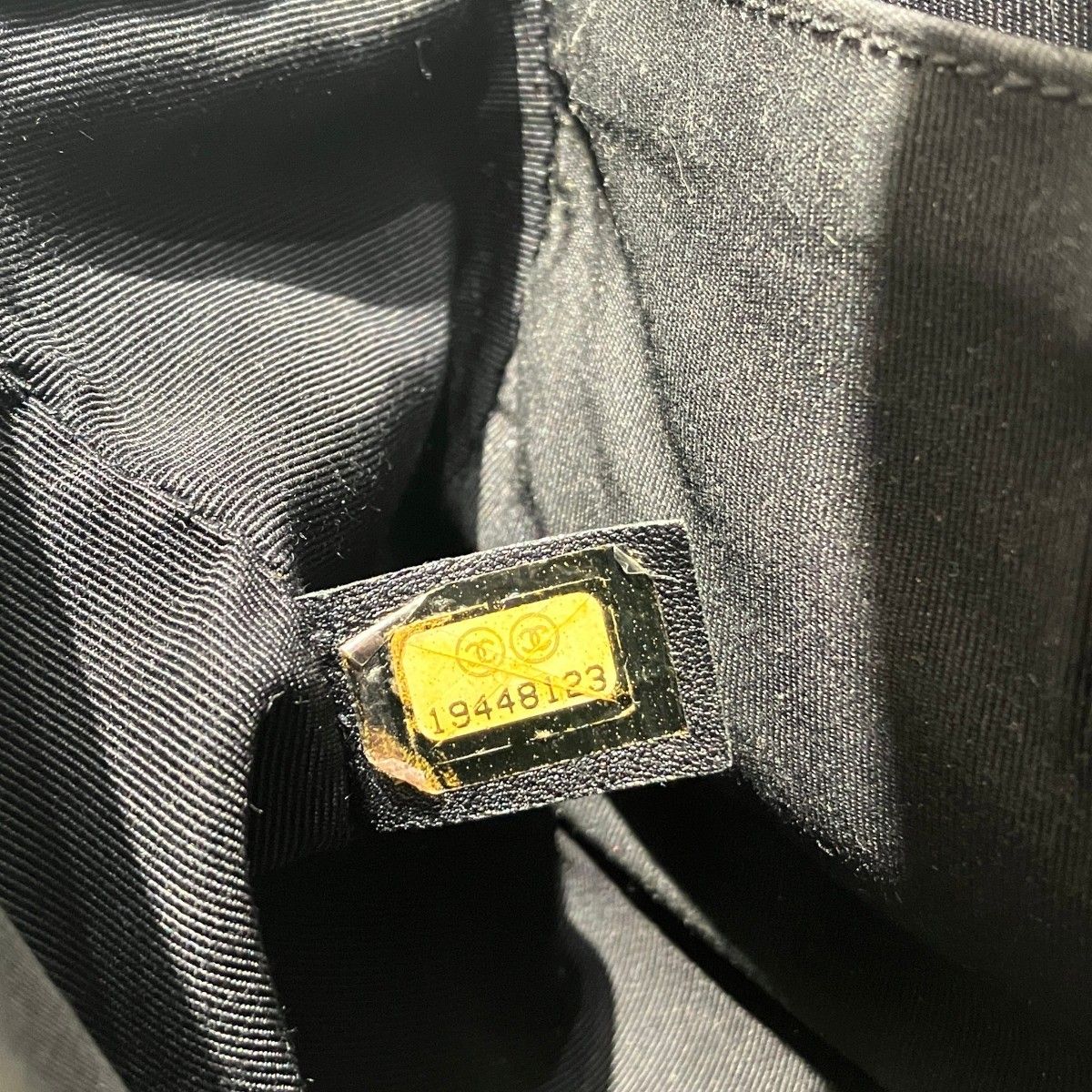 Chanel Boy Flap Shoulder Bag Patent Leather — view 5