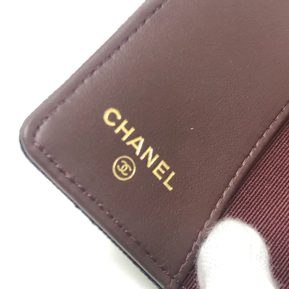 Chanel Key Case CC Mark Quilted Classic Caviar Leather Black Key Holder — view 7