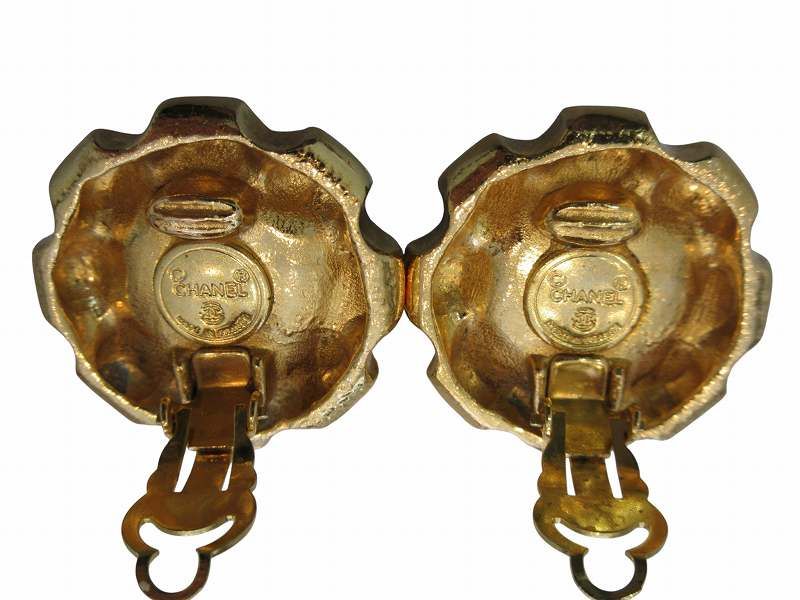 Chanel Vintage Earrings Gripoix Green — view 6