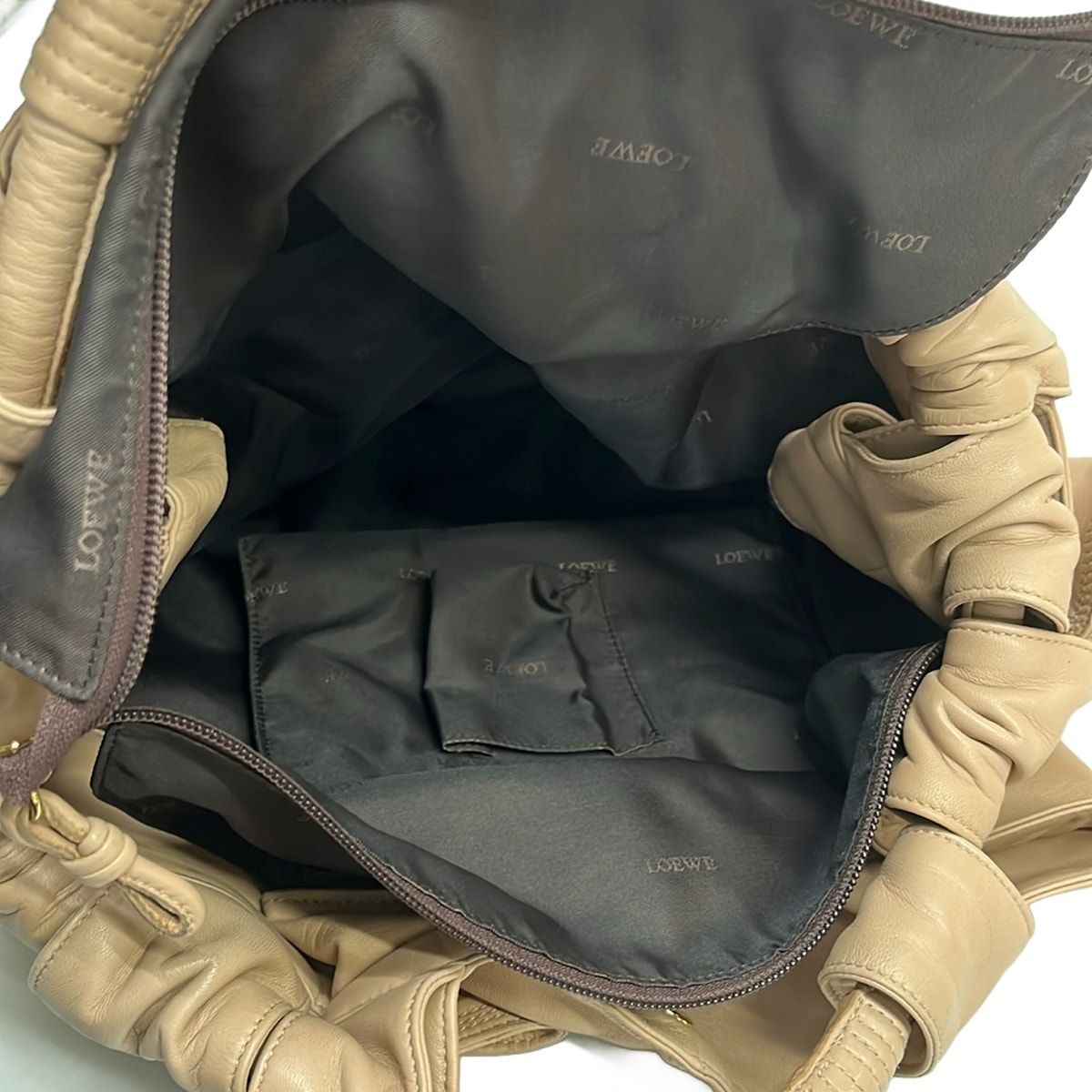 Loewe Handbag Nappa Eye les Beiges Leather — view 7