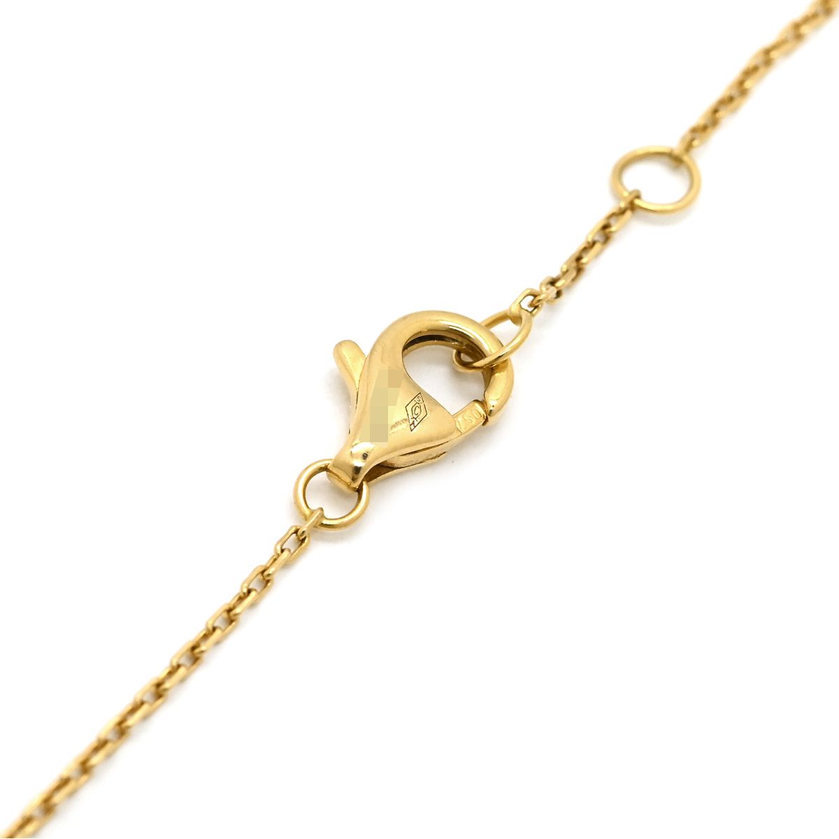 Cartier Bracelet Amulette de Cartier XS Pearl White Yellow Gold Diamond — view 5