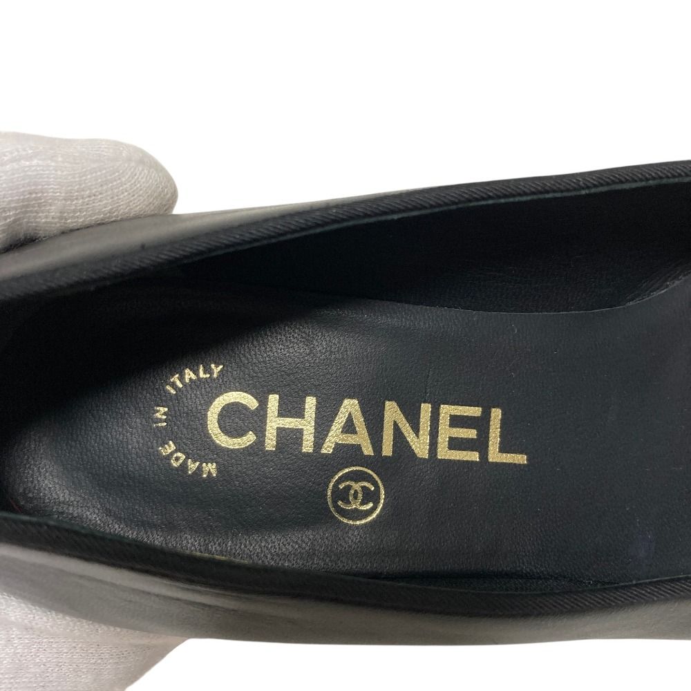 Chanel CC Logo Pearl Gran Pumps Black Spring Summer Winter Heels — view 7