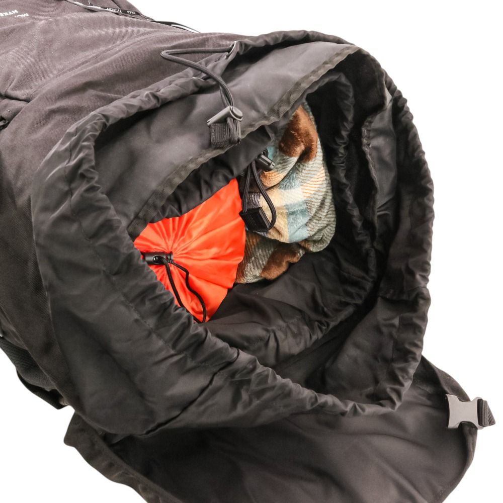 Moncler Hyke Collaboration Backpack Large Black — view 8