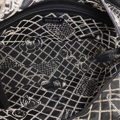 Chanel Essential Silver Tote Bag Calfskin — view 5