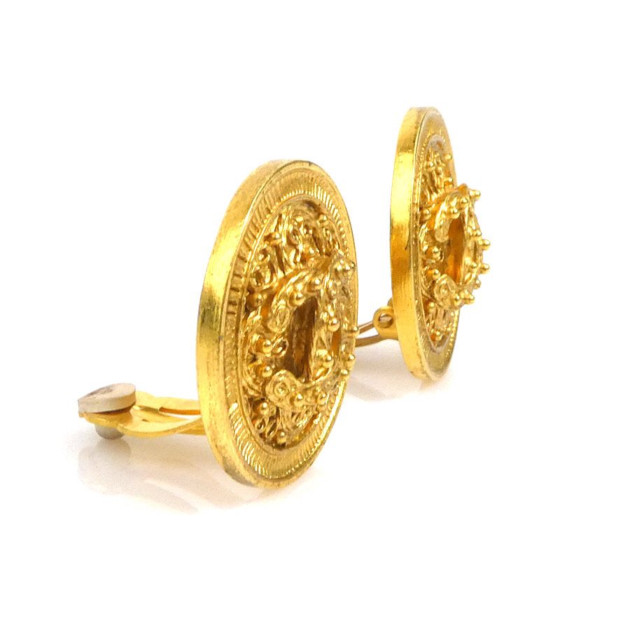 Chanel Earrings CC Logo — view 2