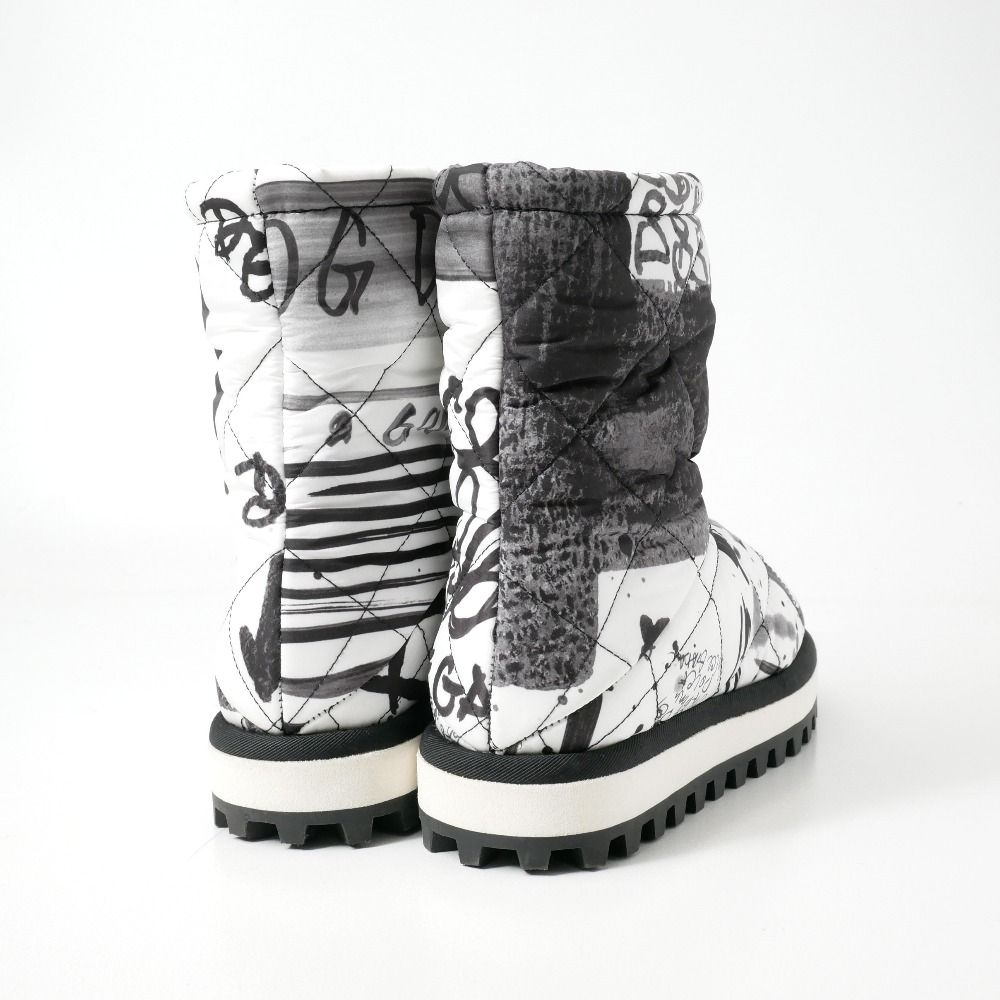 Dolce & Gabbana Boots Quilted Short DG Rubber Logo — view 3