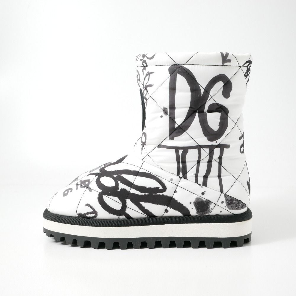 Dolce & Gabbana Boots Quilted Short DG Rubber Logo — view 2