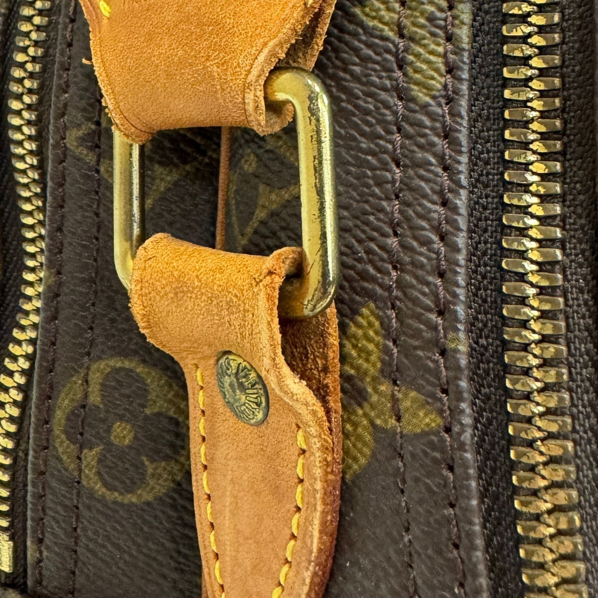 Louis Vuitton Reporter GM Monogram Canvas Brown Shoulder Bag — view 8