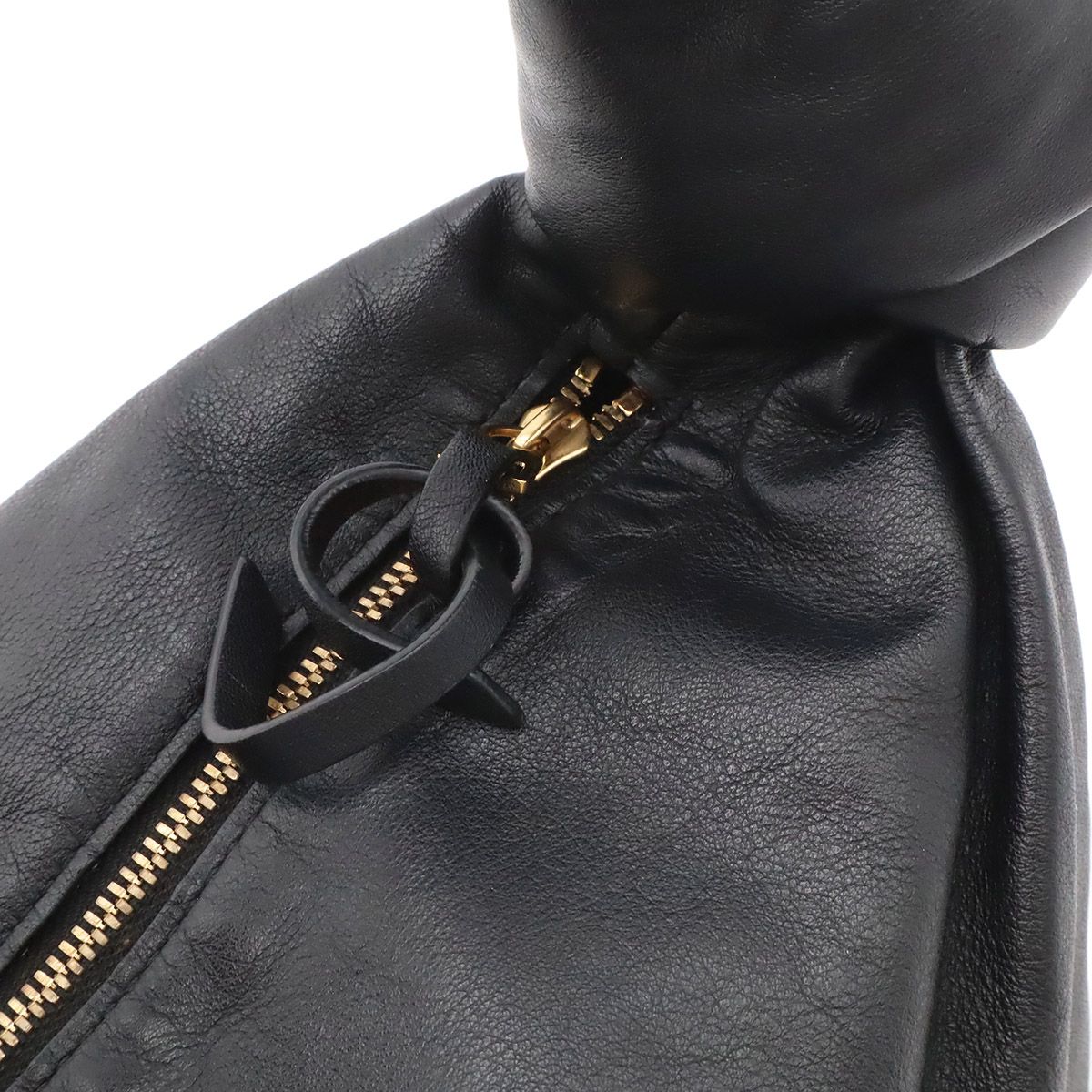 Bottega Veneta Double Knot Handbag Leather Black Gold — view 5