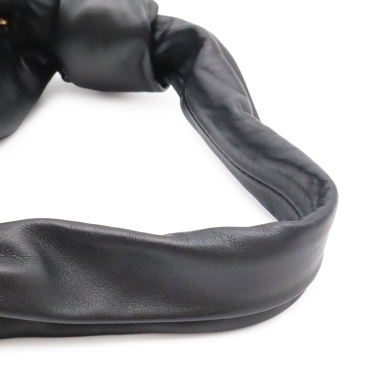 Bottega Veneta Double Knot Handbag Leather Black Gold — view 4