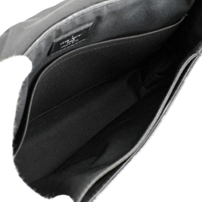 Louis Vuitton Shoulder Bag District PM — view 4