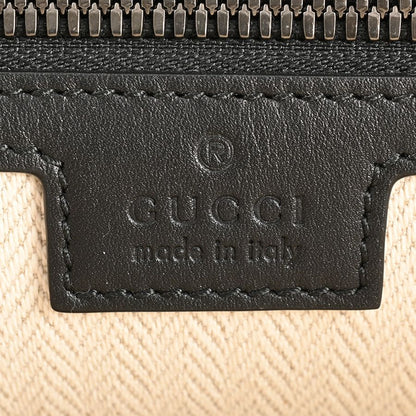 Gucci Shoulder Bag GG Emblem Medium — view 6