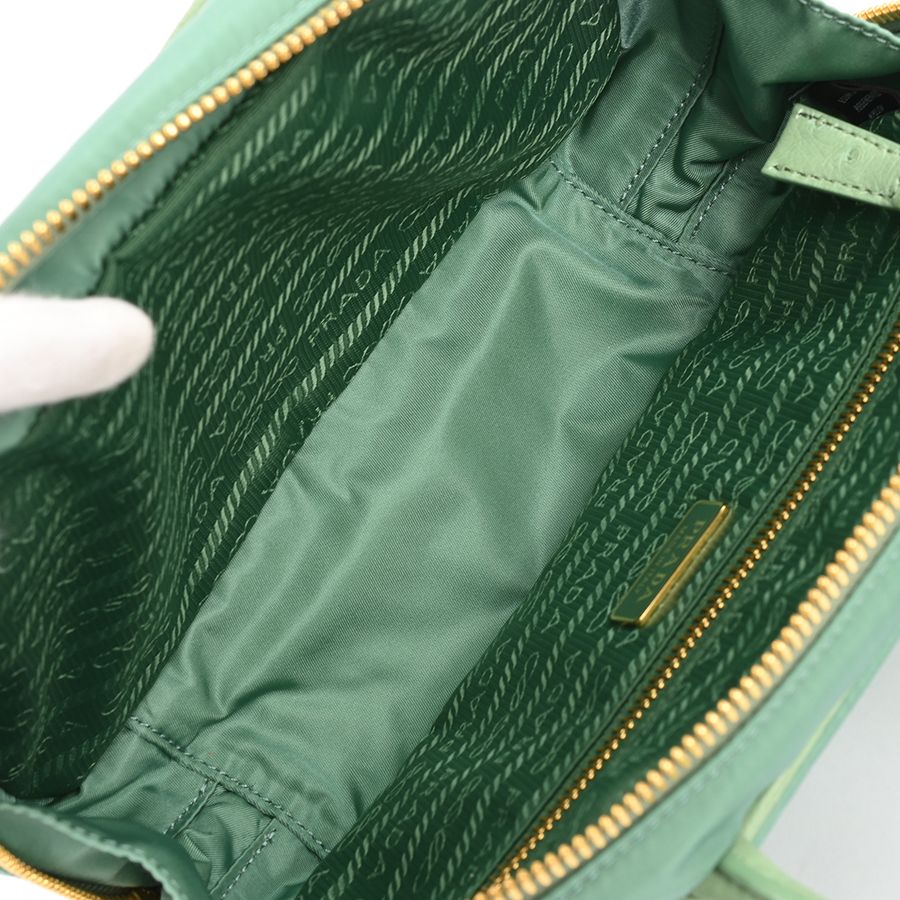 Prada Handbag Green — view 4