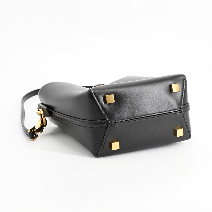 Saint Laurent Shoulder Bag — view 5