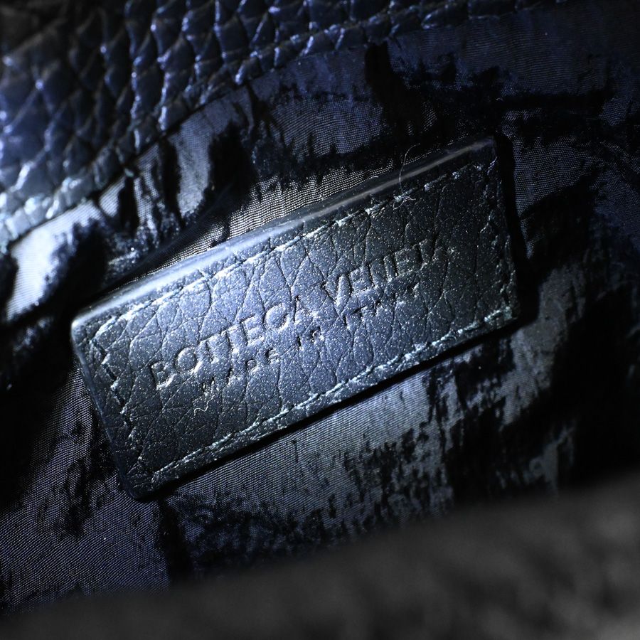 Bottega Veneta Shoulder Bag Vertical — view 6