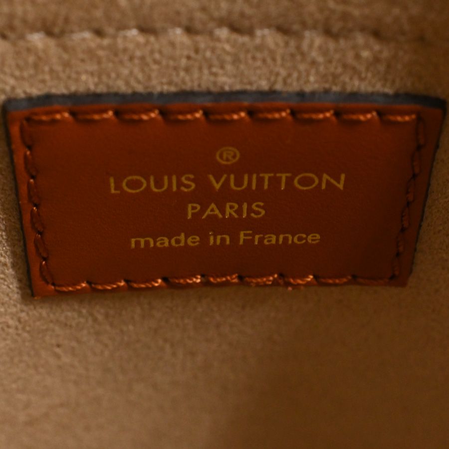 Louis Vuitton Handbag on My Side MM — view 6