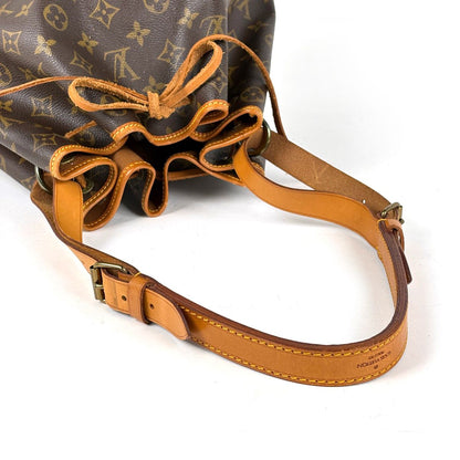 Louis Vuitton Noe Shoulder Bag Drawstring Monogram Brown — view 5
