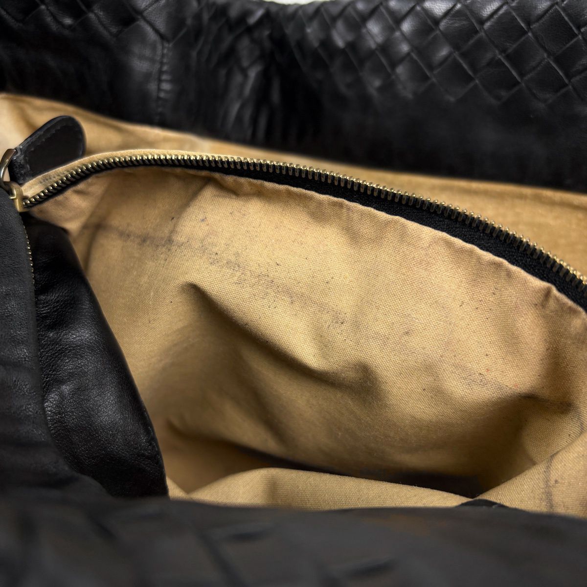 Bottega Veneta Tote Bag Intrecciato Leather Black — view 7