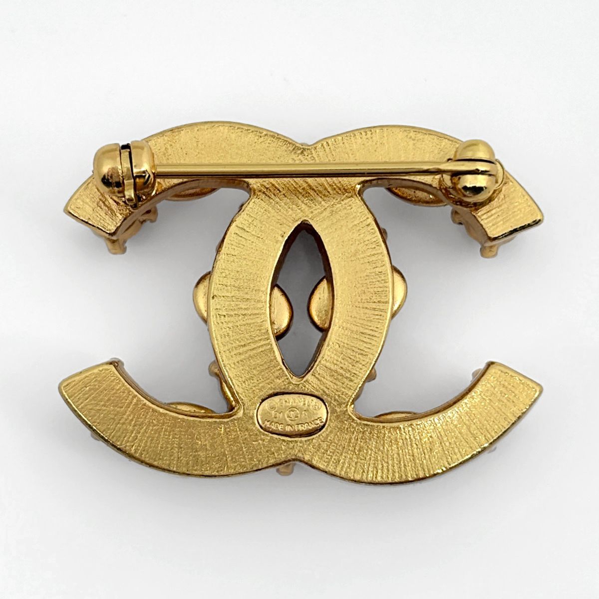 Chanel Brooch CC Logo Color Stone Gold — view 2