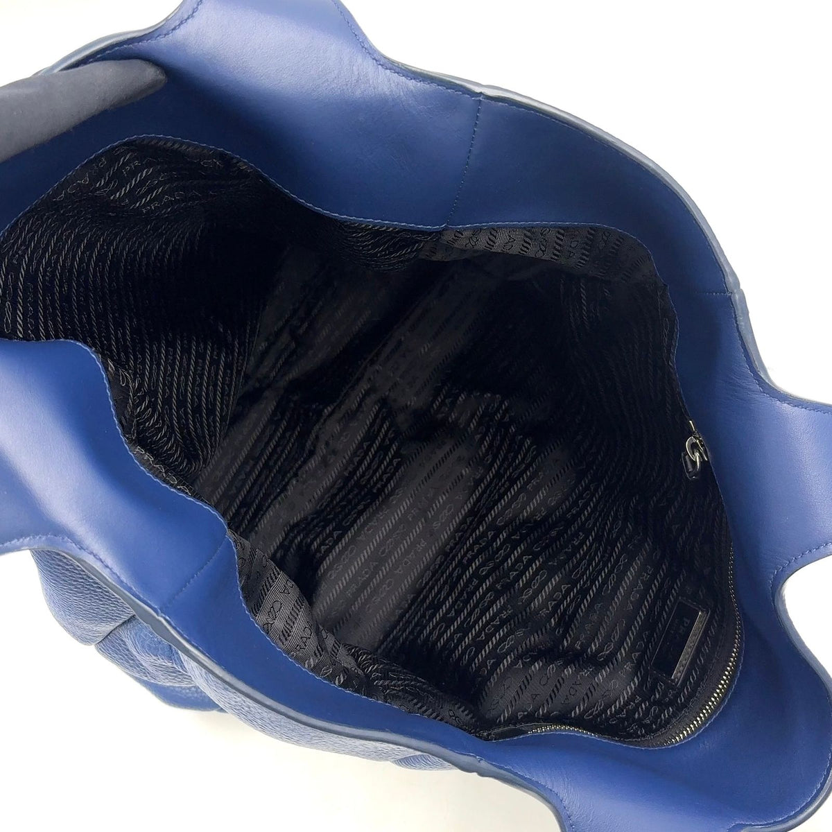Prada Vitello Daino Enabled Leather Blue Tote Bag Silver — view 3