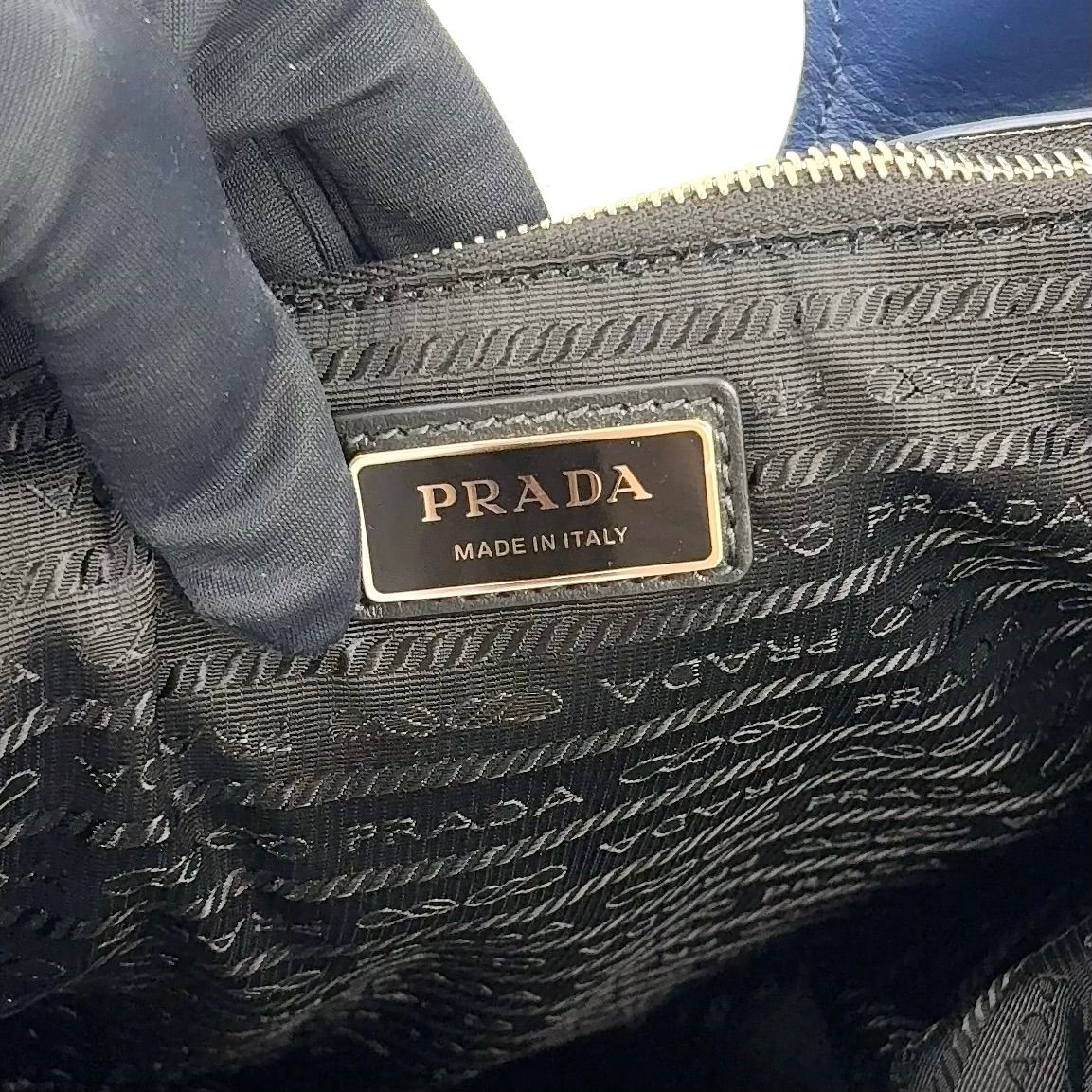 Prada Vitello Daino Enabled Leather Blue Tote Bag Silver — view 4