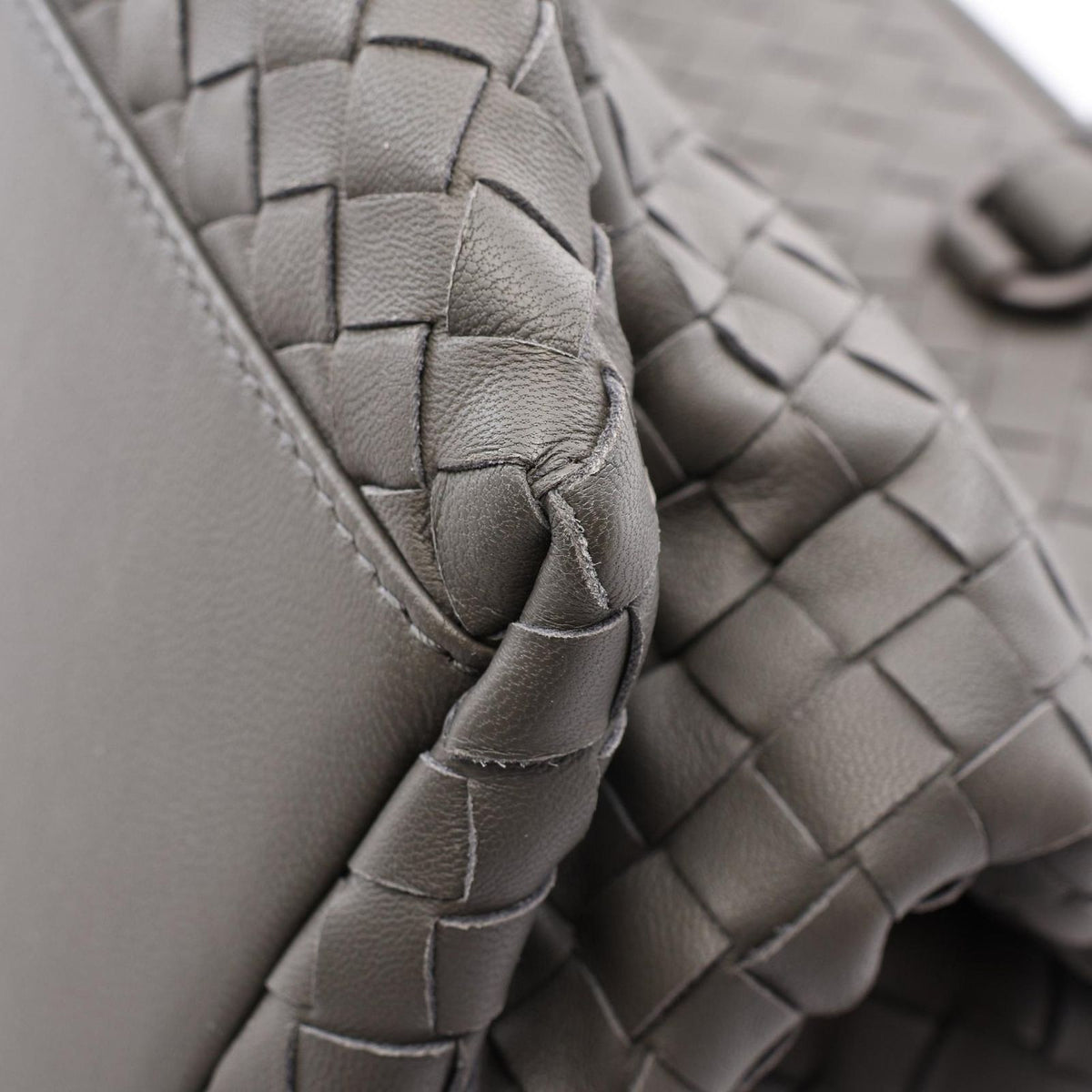 Bottega Veneta Tote Intrecciato 2-Way Gray Leather Handbag — view 7