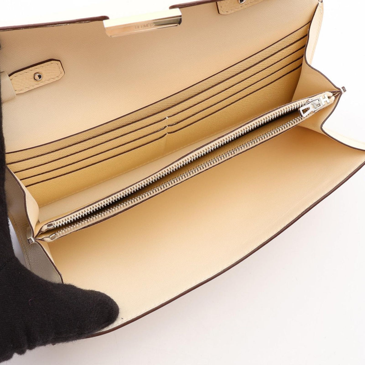 Hermes Shoulder Bag Constance Long to Go Nata Lime — view 3