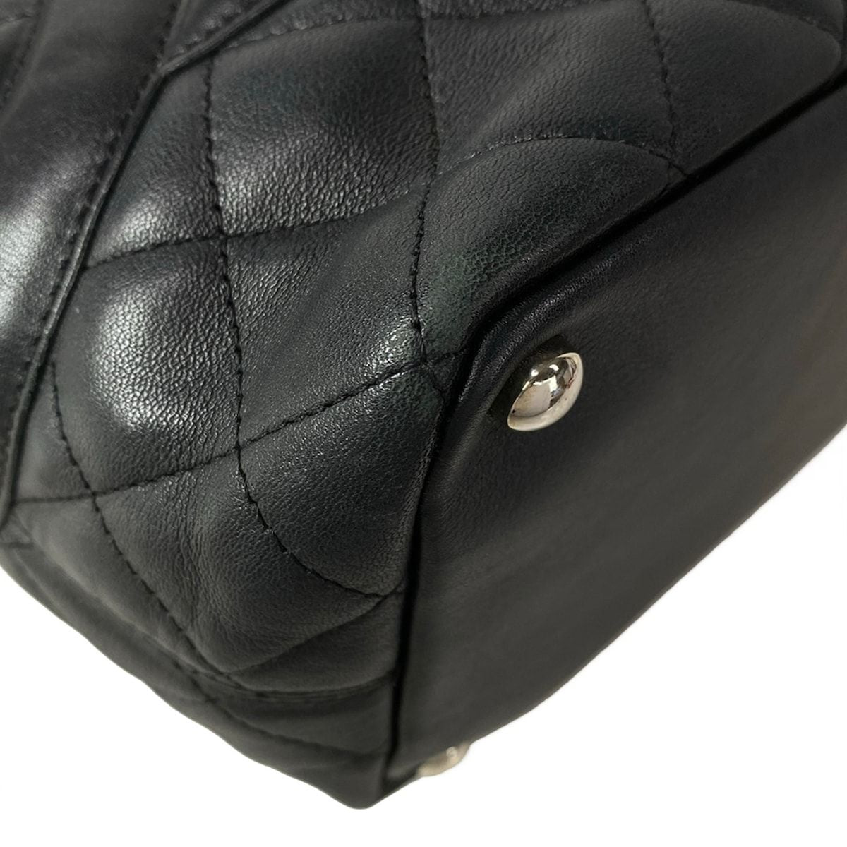 Chanel Tote Bag Cambon Line Medium Black Leather — view 7