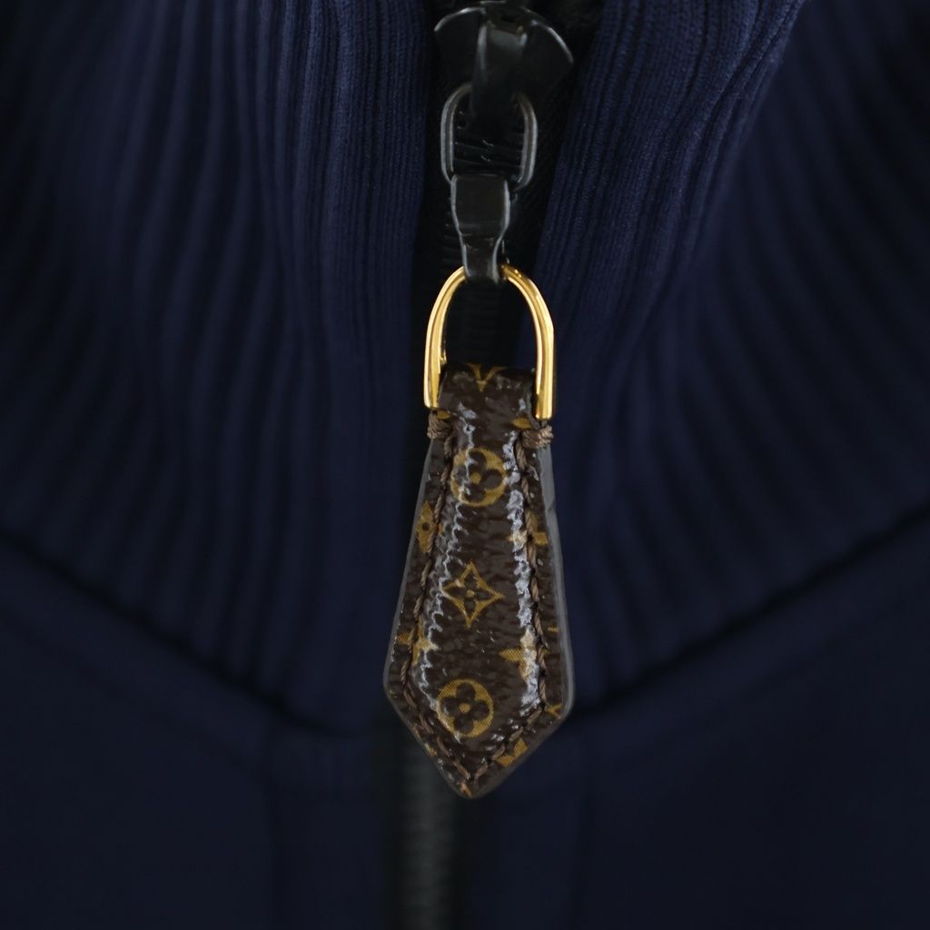 Louis Vuitton Cashmere Monogram Cape Poncho Navy Brown — view 5